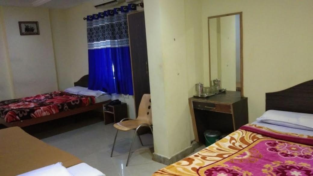 Blue Moon Residency Hotel Mysore Exterior photo
