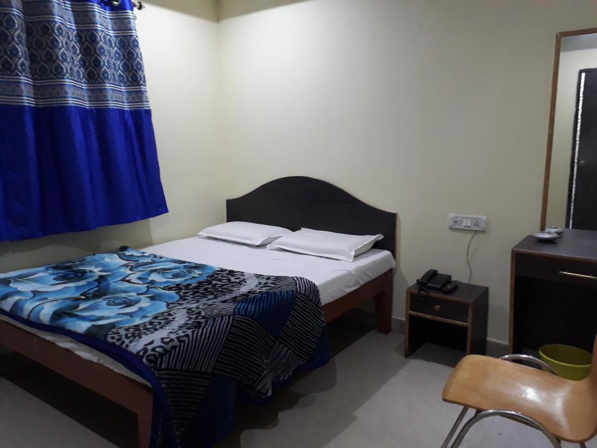 Blue Moon Residency Hotel Mysore Exterior photo