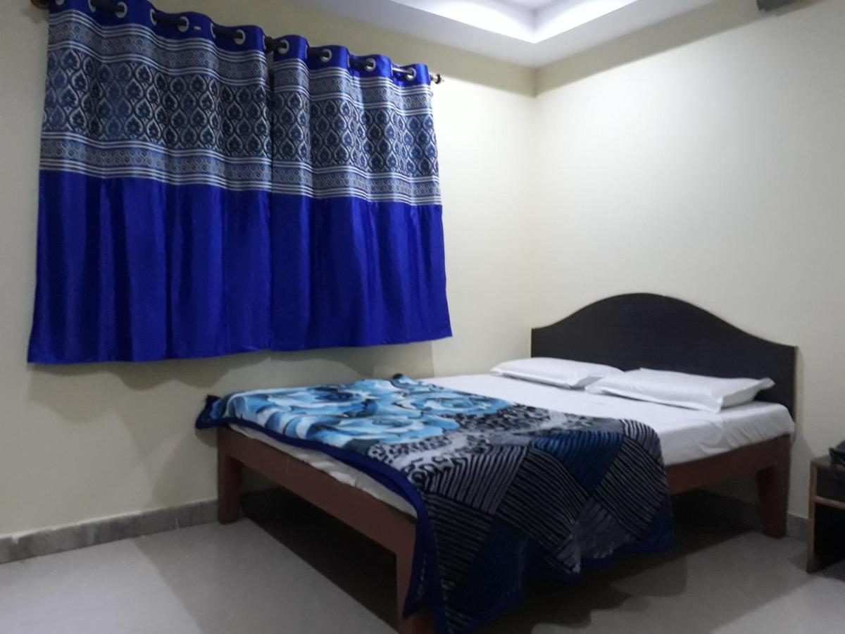 Blue Moon Residency Hotel Mysore Exterior photo