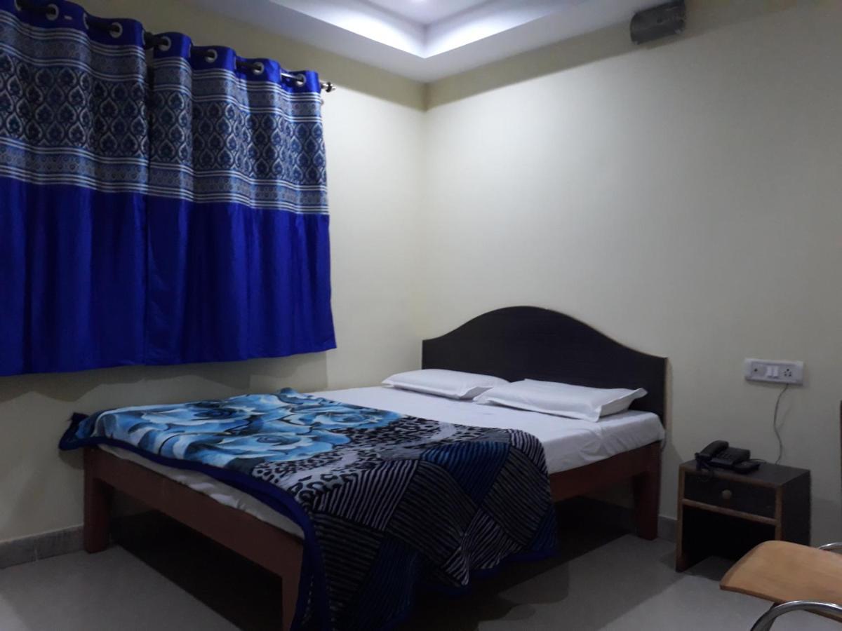 Blue Moon Residency Hotel Mysore Exterior photo