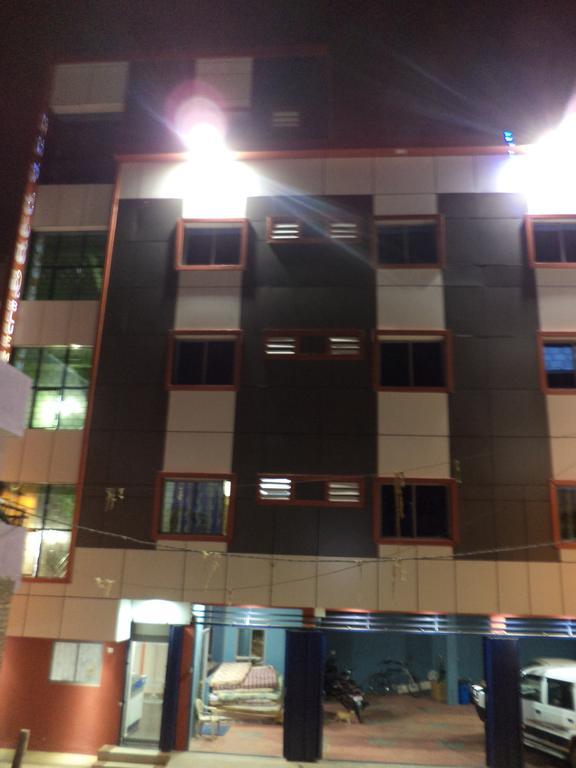 Blue Moon Residency Hotel Mysore Exterior photo